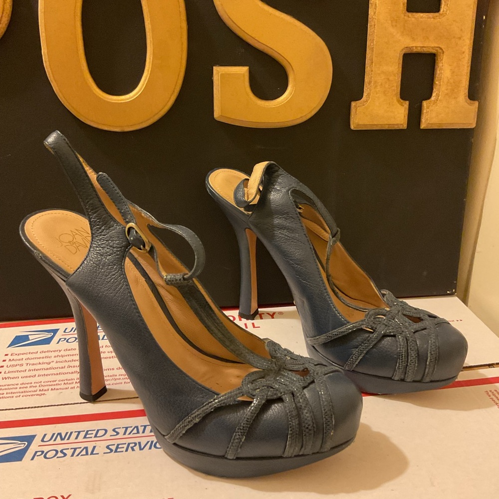 Women's Blue Leather Slingback High-Heel Pumps